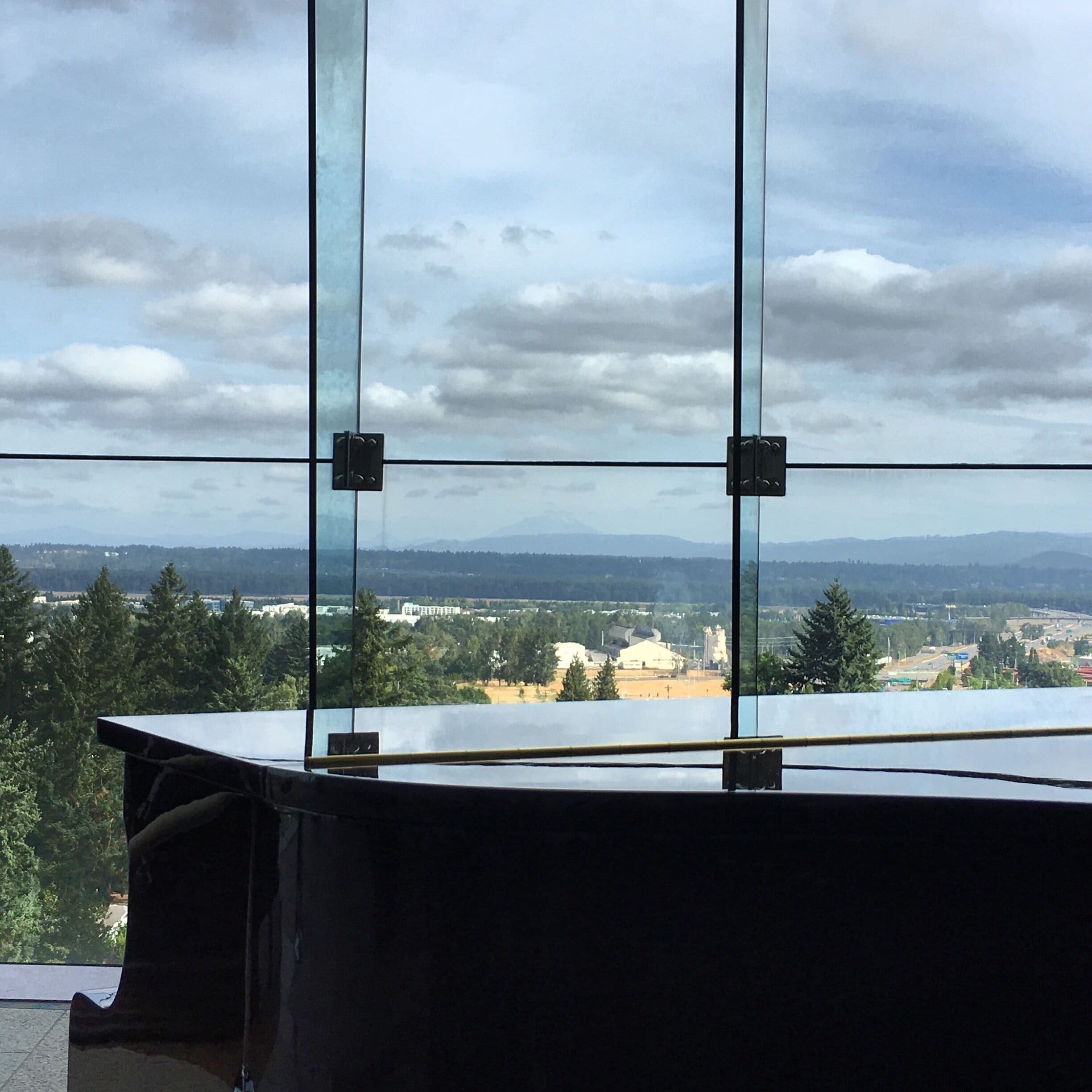 Serenade for a volcano.

#volcano #chapel #piano