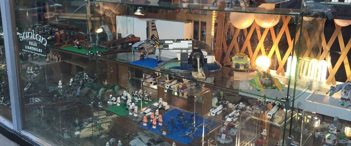 An entire window display of Star Wars Lego sets, in the window of the most comprehensive selection of light bulbs in Oregon...