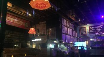 This is the first placed we stopped when we landed in Portland. Whiskey, noodles and wings. Who could ask for a better beginning?