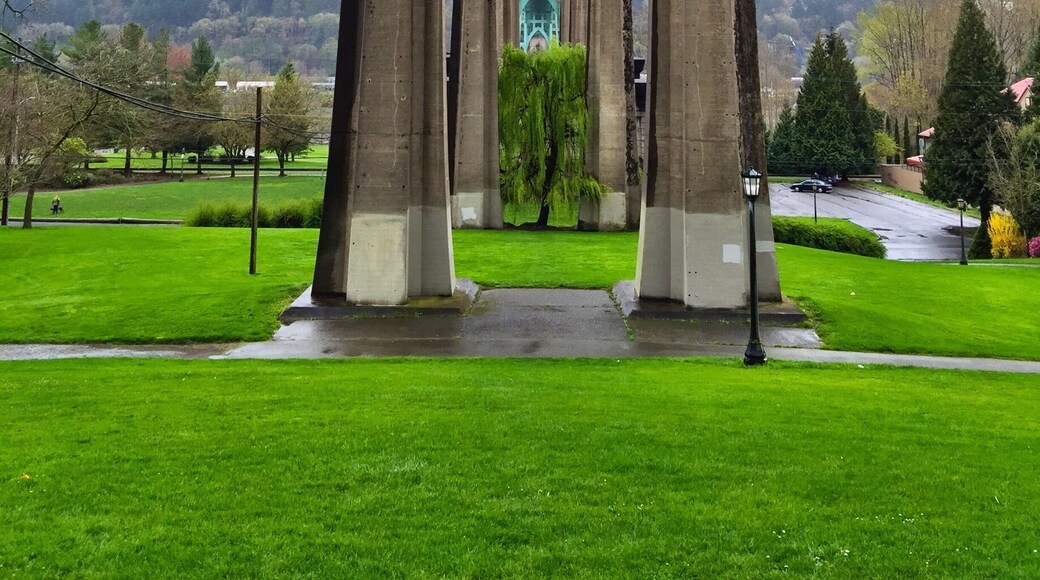 Gorgeous park underneath the St John's bridge. Almost feels spiritual when you walk through the park.
