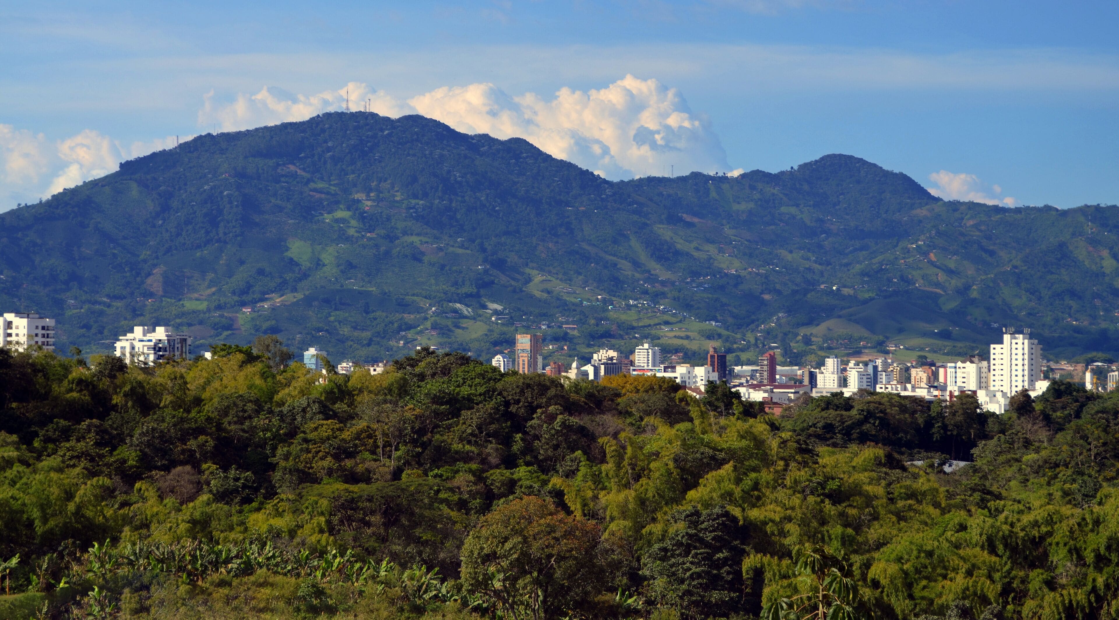 Colombia - View of Pereira on the way to La Bella 