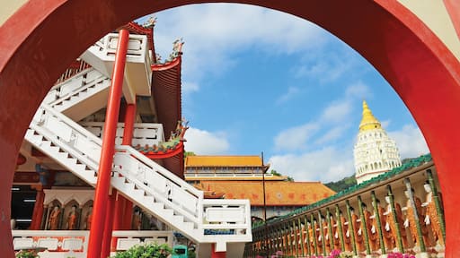 Penang which includes heritage architecture