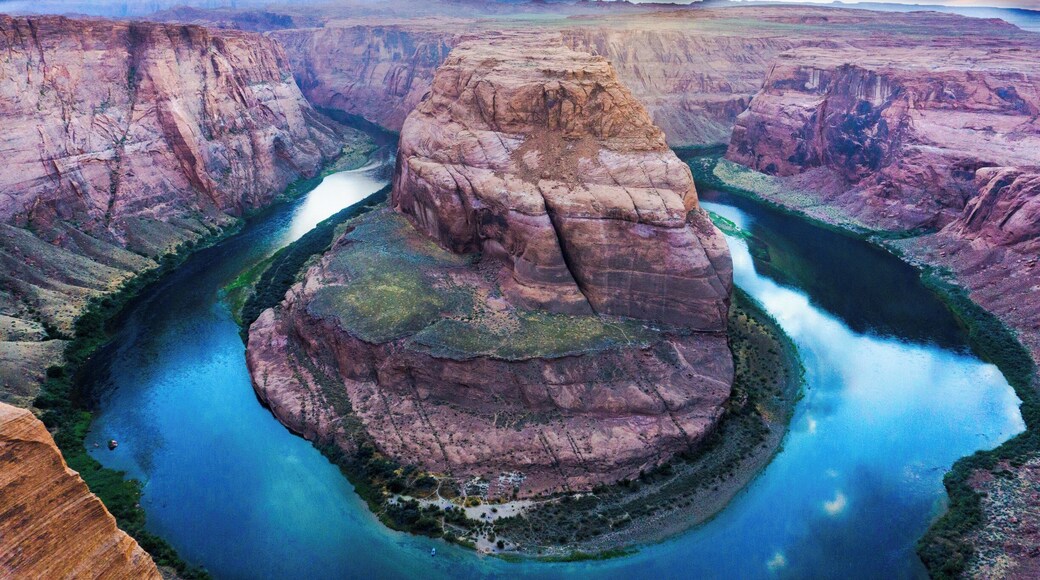 My favorite place so far in my travelling.
#BvSWater