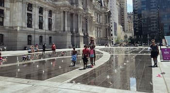 Dilworth Plaza, City Philadelphia #kidsfun #philadelphia #philly #roadtrip
