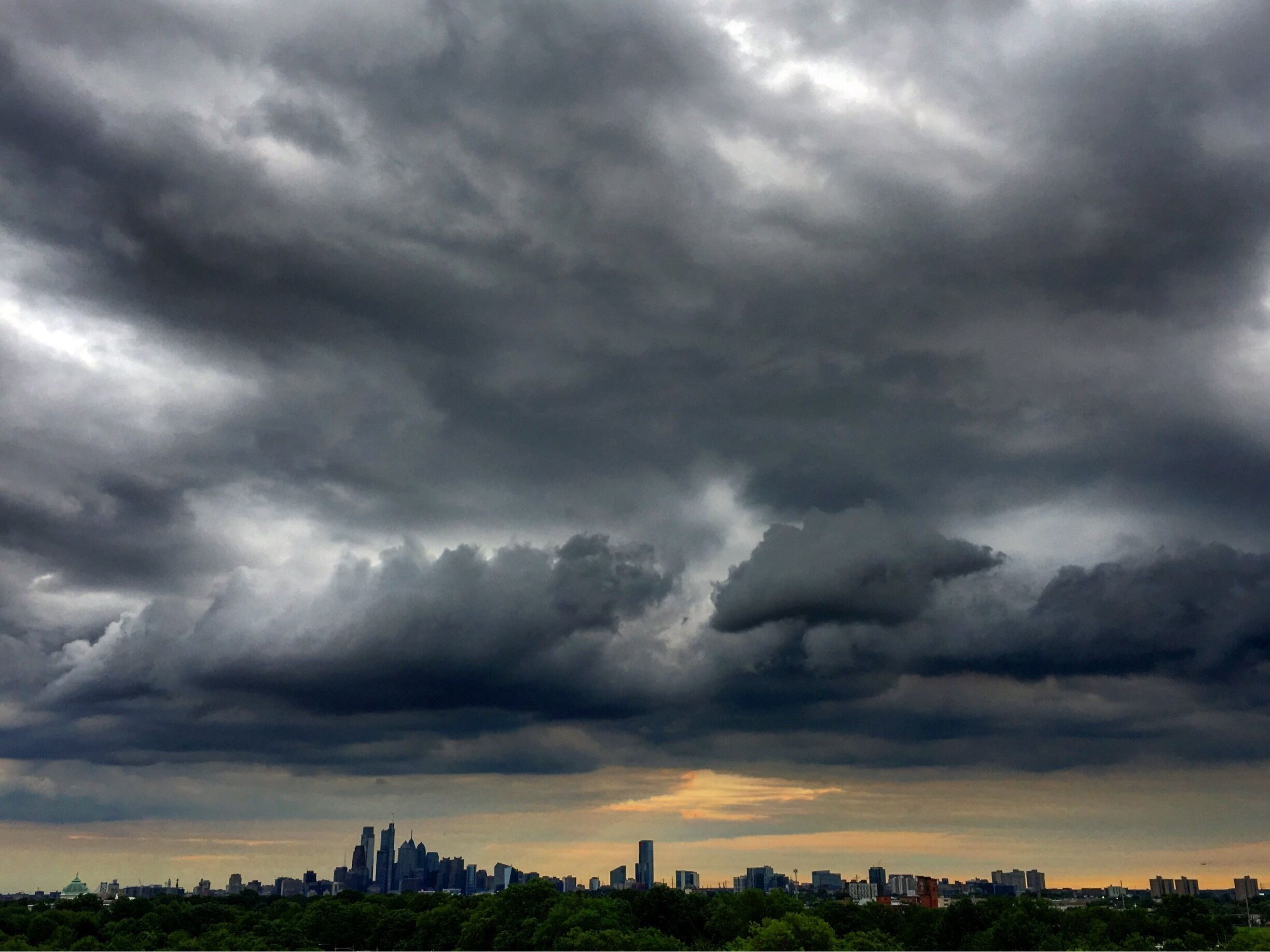 Get #aboveitall in the city for summer concert series at the Skyline Stage. #philly #lovephilly #philadelphia #music #stormyskies #skyline #manncenter