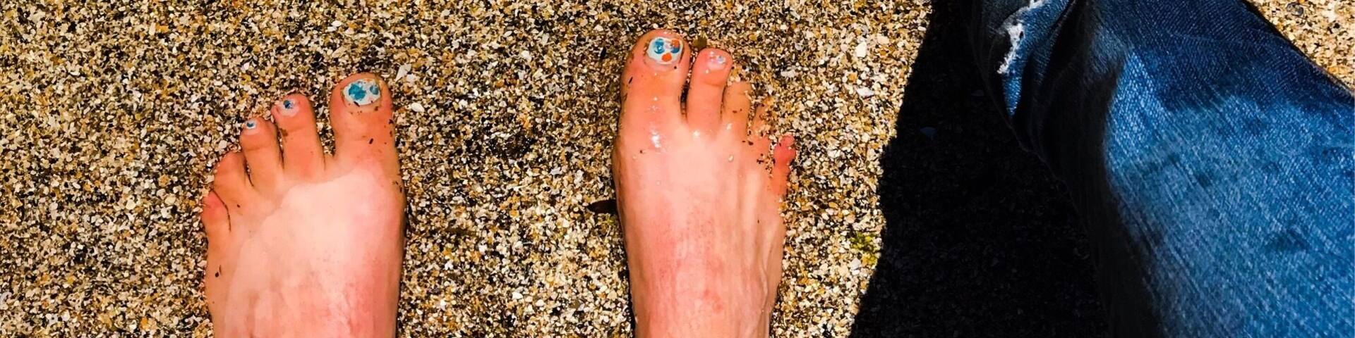 Toes water sand? Yes!! Over 10 miles of hiking trails and plenty of views and beaches to explore! #beachbound #hiking #exploration #beachtips