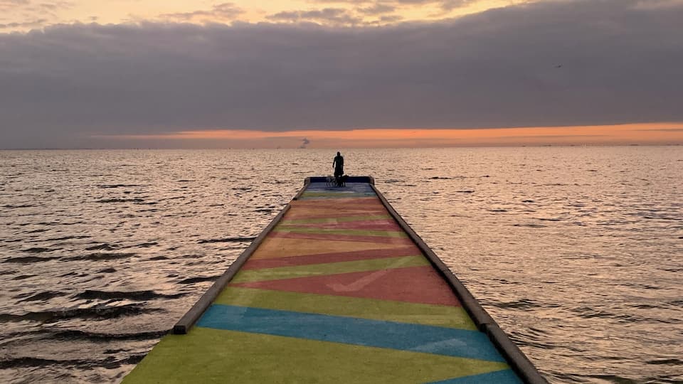 every year in St Pete they have the SHINE Festival where artists create new murals around the city... this amazing new addition at North Shore Pier is a beauty at sunrise