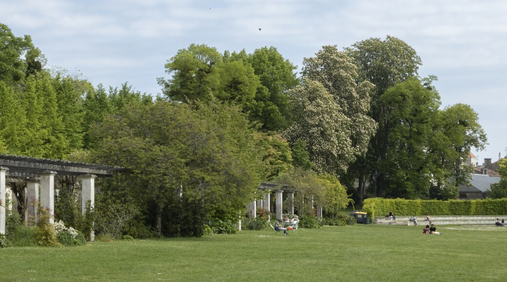 Pergola du parc de Blossac à Poitiers