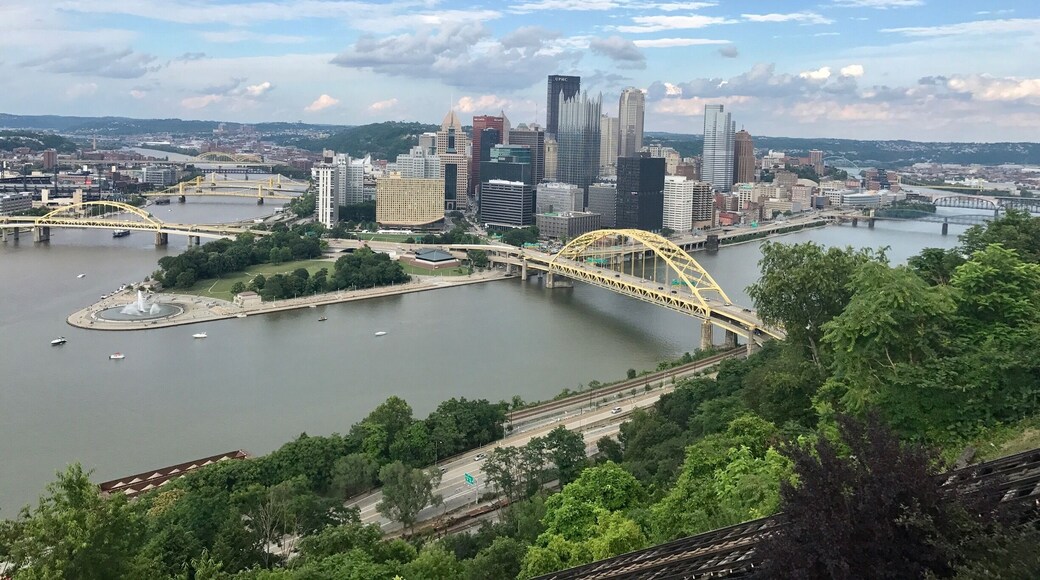 Pittsburgh from the top of Mt. Washington