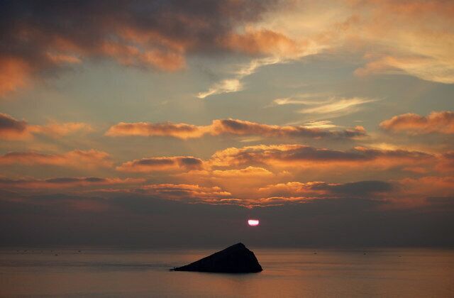 The Mewstone, Wembury Bay