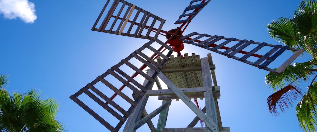 Providenciales showing a windmill
