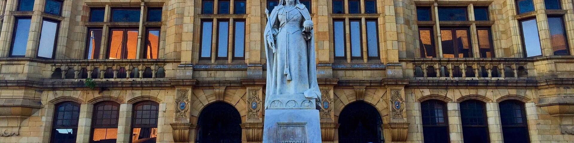 The front facade is pretty darn impressive. I wish it was still open by the time I took this photo.