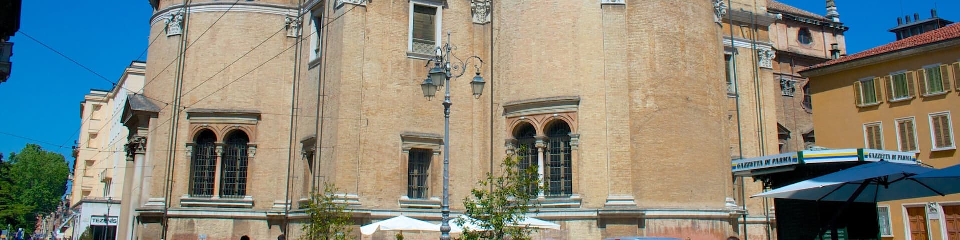 Parma showing heritage architecture and a church or cathedral