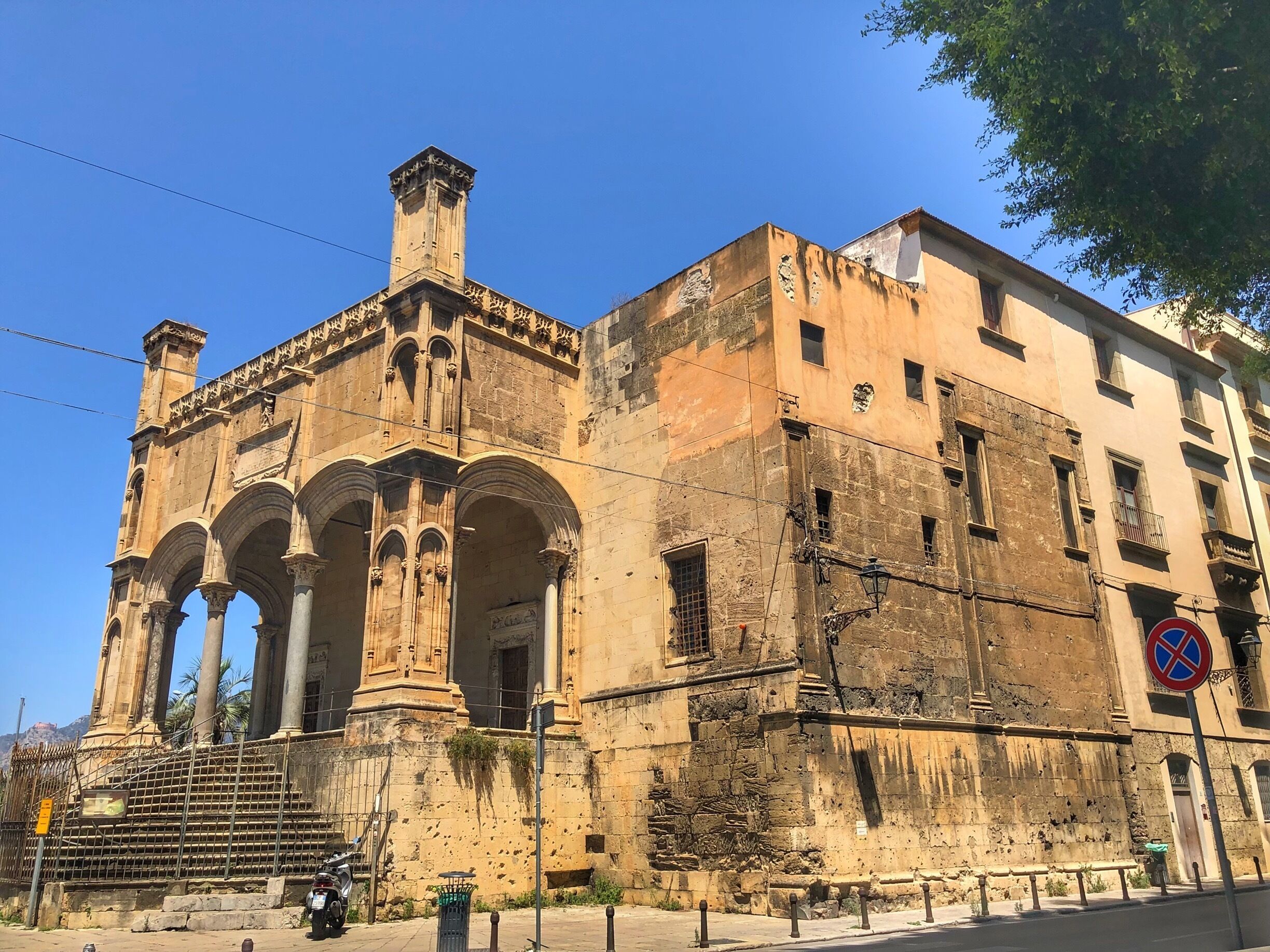 Palermo 
#Golden
