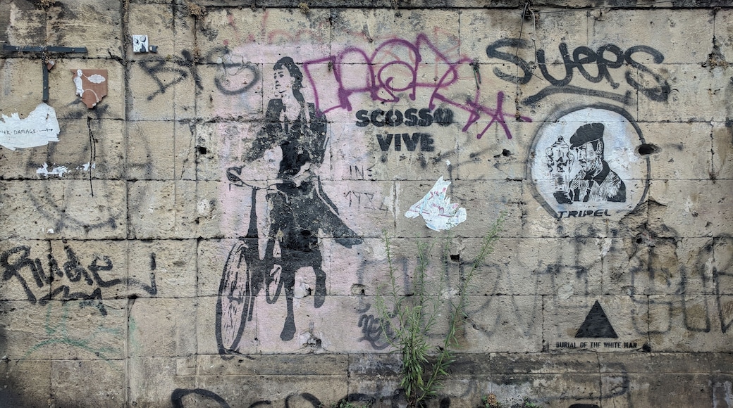 Surrounded: Where is she going? What is she thinking? What is she feeling? What is HER STORY? #culture Palermo, Sicily August 2018