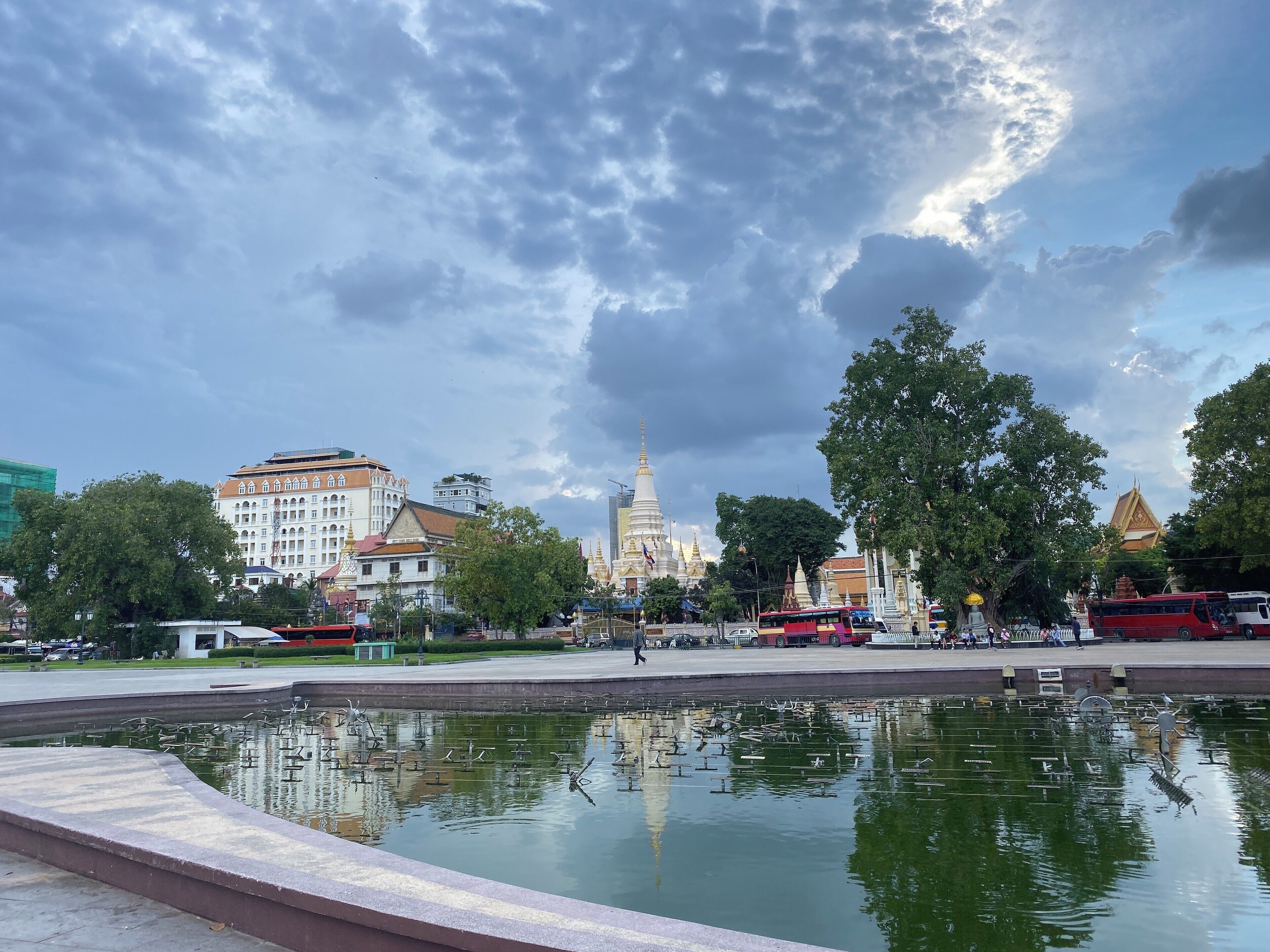 Today a day of beautiful clouds and reflections at every turn. iPhone 11 does nice work.