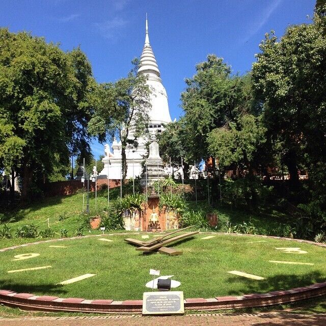 Playing tour guide for the weekend exploring the market, good coffee on street 136 and this beautiful view of  the clock garden in Wat Phnom.
More on Wat Phnom: http://bit.ly/1v8y6o8