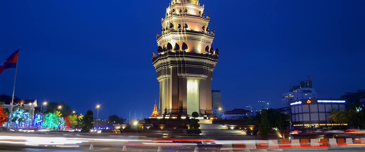 A long exposure photo of the Independence monument in Phonm Penh, Cambodia during evening.
#LifeAtExpediaGroup