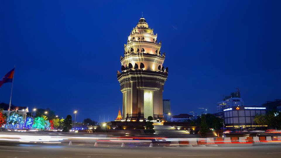 A long exposure photo of the Independence monument in Phonm Penh, Cambodia during evening.
#LifeAtExpediaGroup