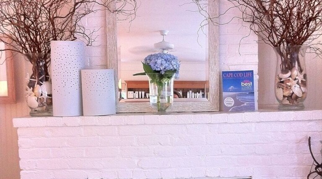 The Spa at the Wauwinet. Lovely. Sea salt scrub, umm.