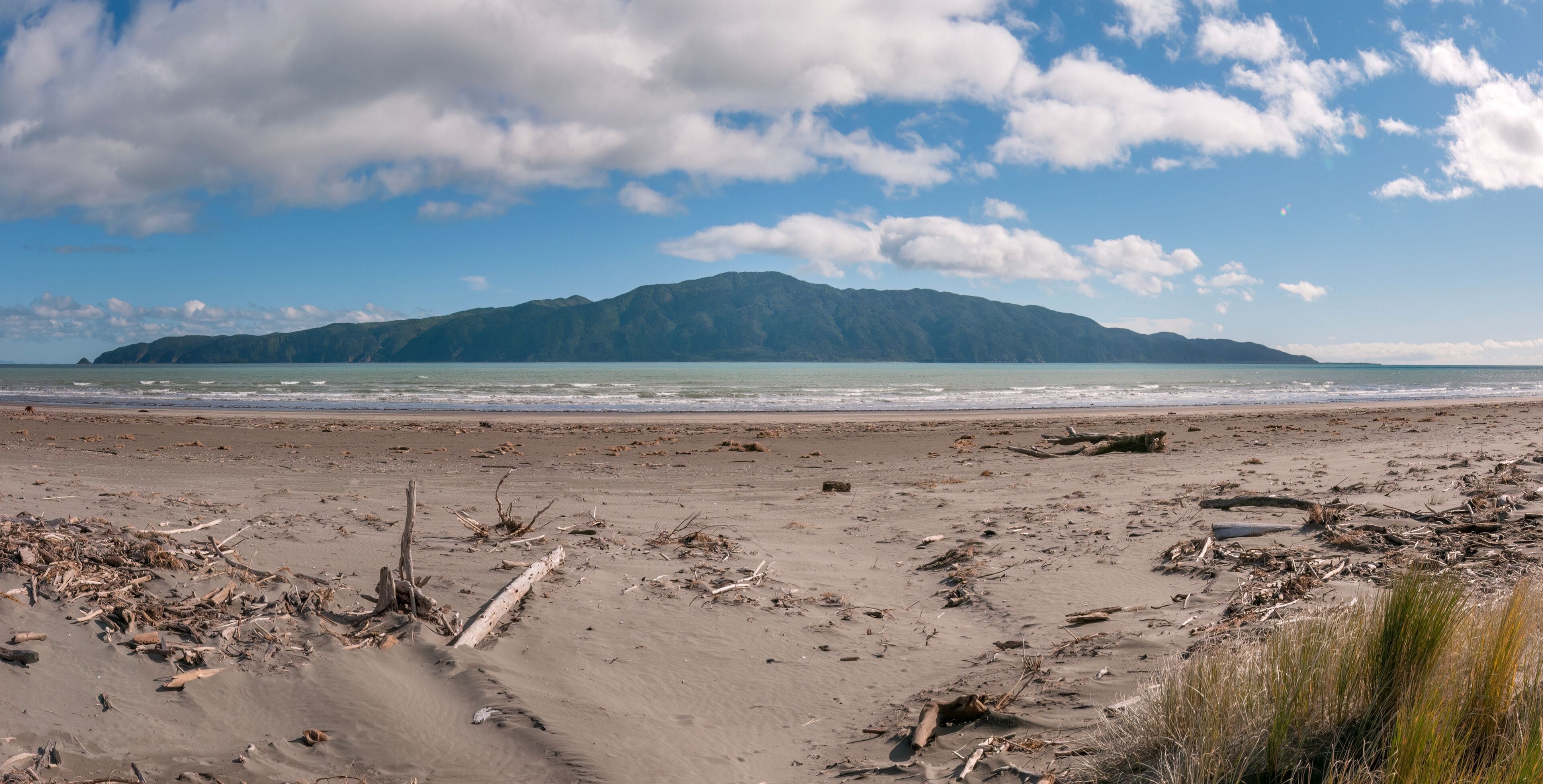 New Zealand, Wellington region, Kapiti. Kapiti Island from Paraparaumu Beach on a fine day