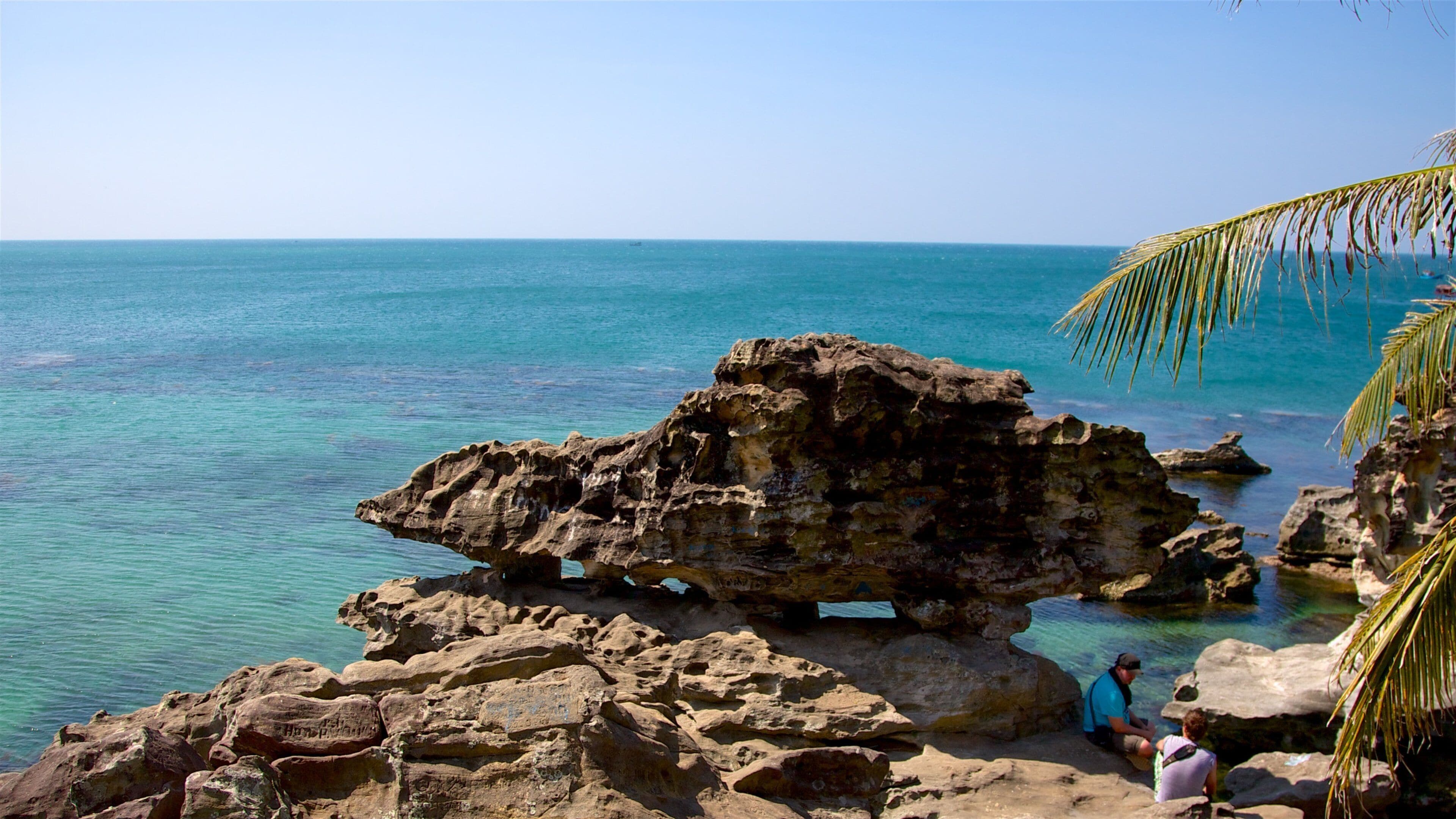 Phu Quoc Island showing rocky coastline and general coastal views