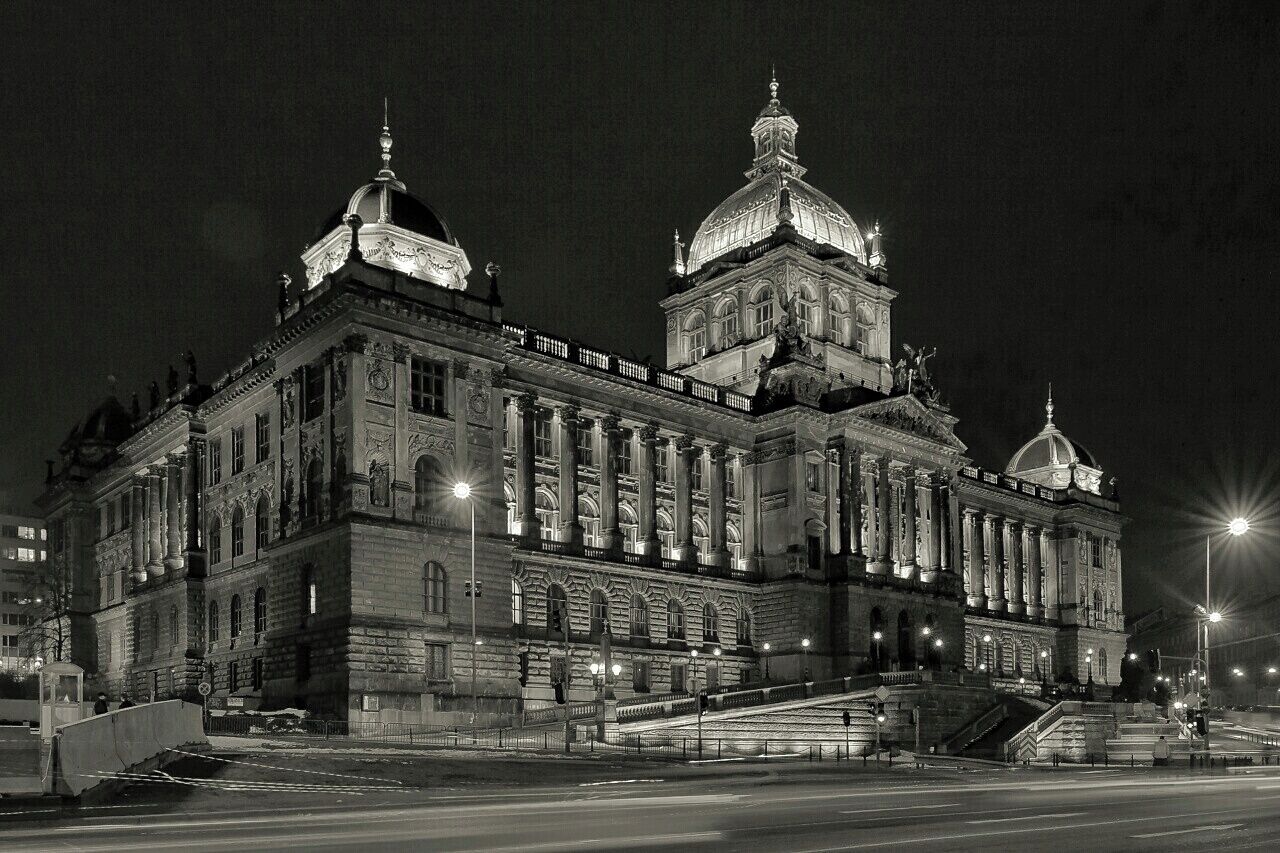 March 2006
National Museum, Prague
Building of National Museum is dominating the main city centre Wenceslaw's square. Currently in reconstruction and to be opened in 2018 for 200. anniversary of National Museum establishment. The Neorennaisance building was built in 1885-91 by architect Josef Schulz. Interesting are 72 names of Czech history important men (eg. kings Rudolf II., Charles IV., Jan Hus, Tycho Brahe, Johannes Kepler etc.) written in Gold under the outer windows.
