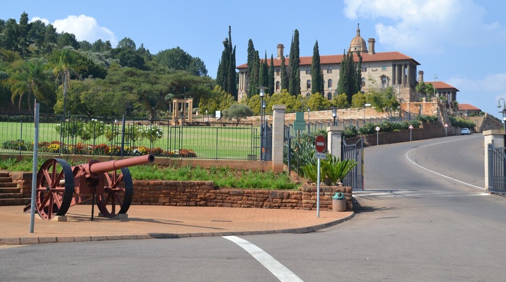 The area around the Union Buildings in Pretoria is a beautiful place. It is quiet and it is relaxing to walk around here. Except maybe when you come to the huge Nelson Mandel statue, which most likely are occupied by people posing for photographs. Nevertheless it is a place worth a visit. So is Pretoria, the town itself. A nice town, just a short train ride (with the Gautrain) from Jo'burg.
http://www.earthseeing.com/visiting-south-africa-for-the-first-time/
#pretoria #southafrica #africa #colonial #sightseeing
