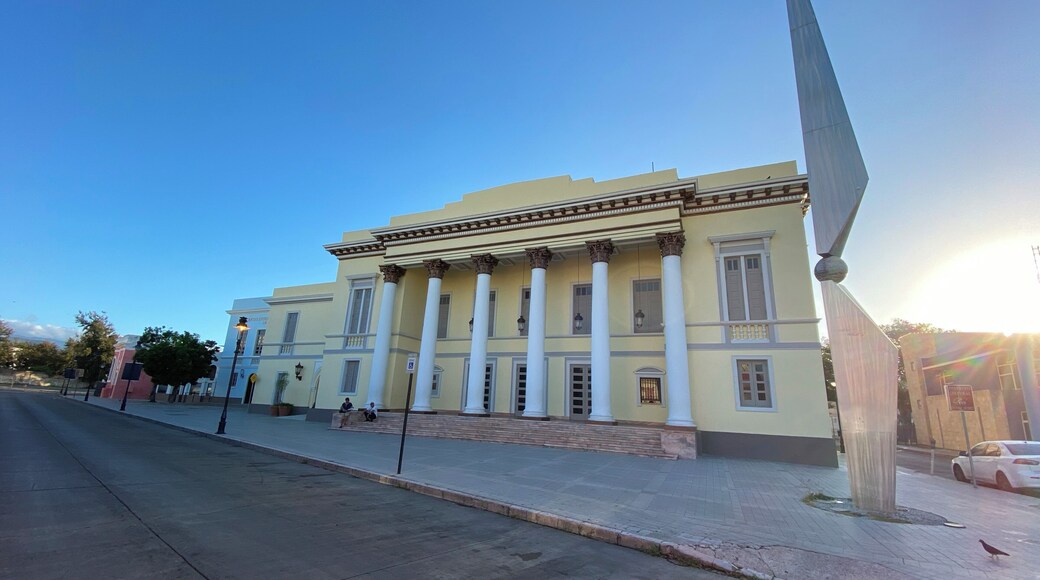 Still standing quakes and all!