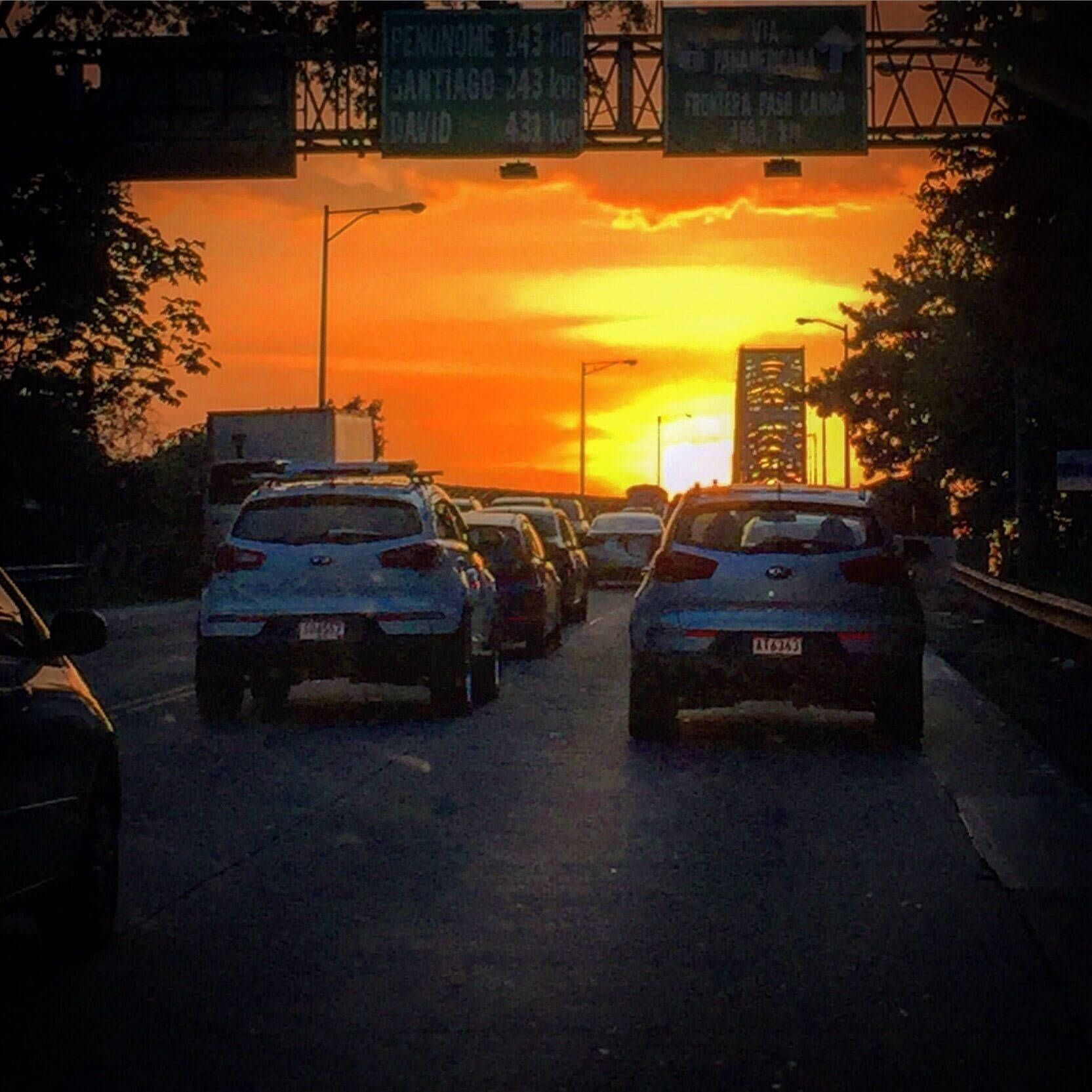 There is a lot of traffic on this bridge. Maybe less now that a new bridge opened. 
