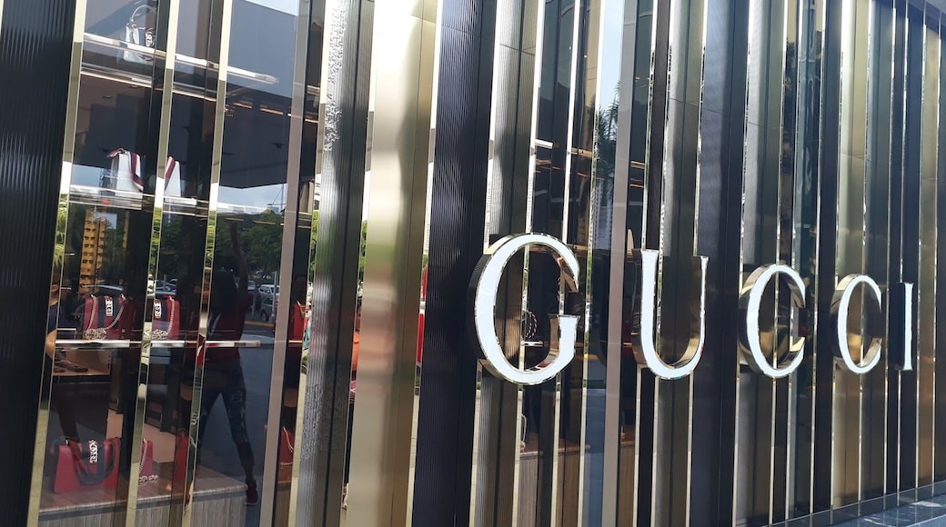 You can find Gucci at Luxury Avenue at Multiplaza Mall in Panama City. #LuxuryShopping #LifeatExpedia #PanamaCity