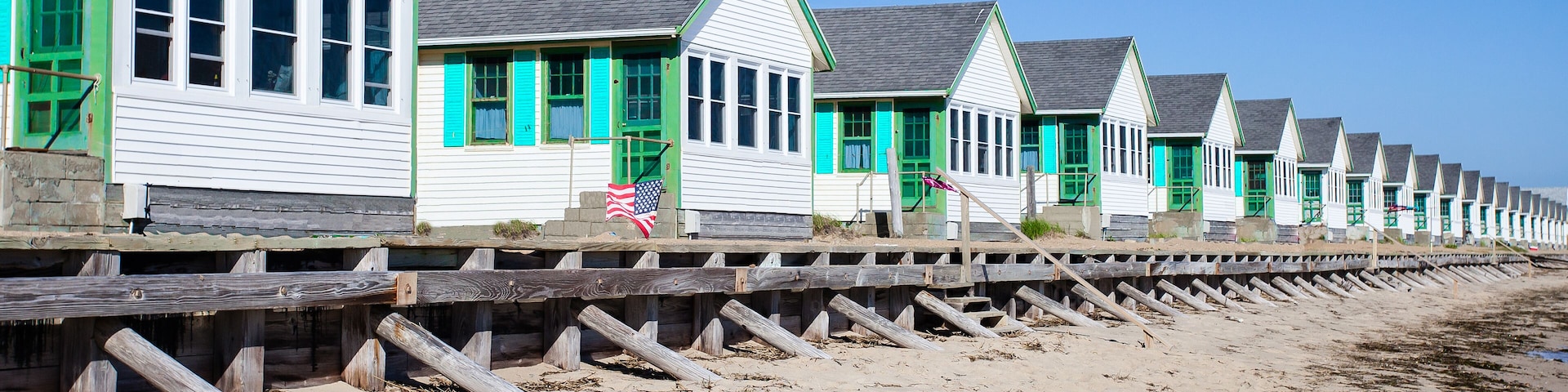 Cottages along the beach in Cape Code Massachusetts; Shutterstock ID 288495989