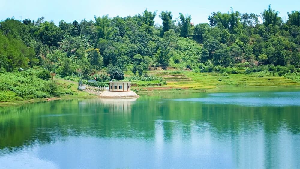 Sea lake is considered as the pearl of Central Highlands in Vietnam. This area has an incredible green color. Sea lake is one of the most peaceful and beautiful lake I have ever seen. #LifeAtExpedia #Green