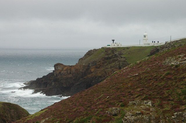 Pendeen Light