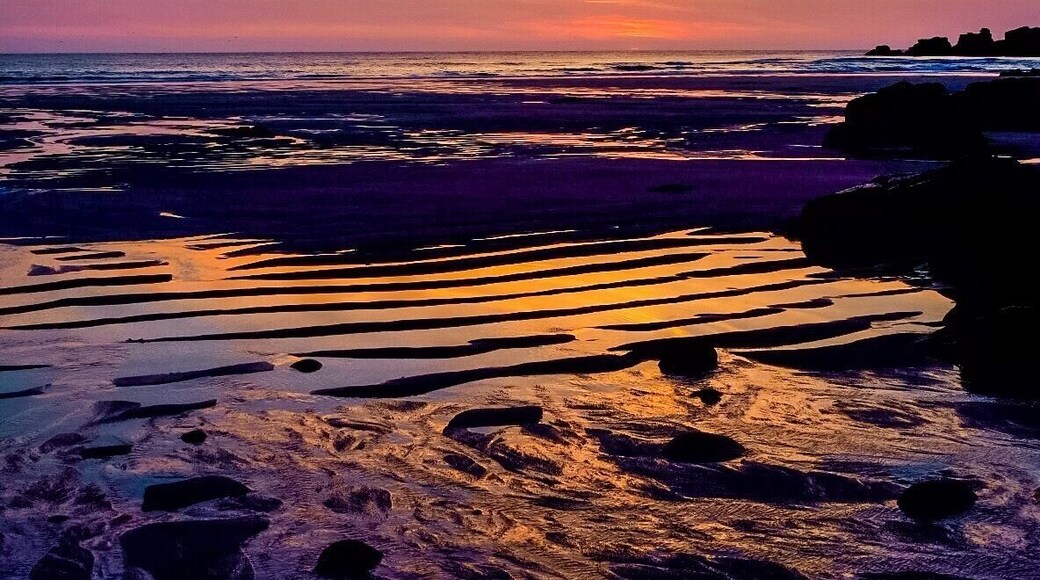 グウィンバー ビーチ