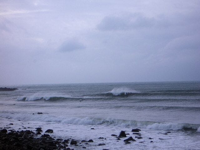 Secret Surfing Spot A rare day of good surf at this inaccessible spot between Perranuthnoe and Marazion. Looking at all the rocks this spot is strictly for experts only!