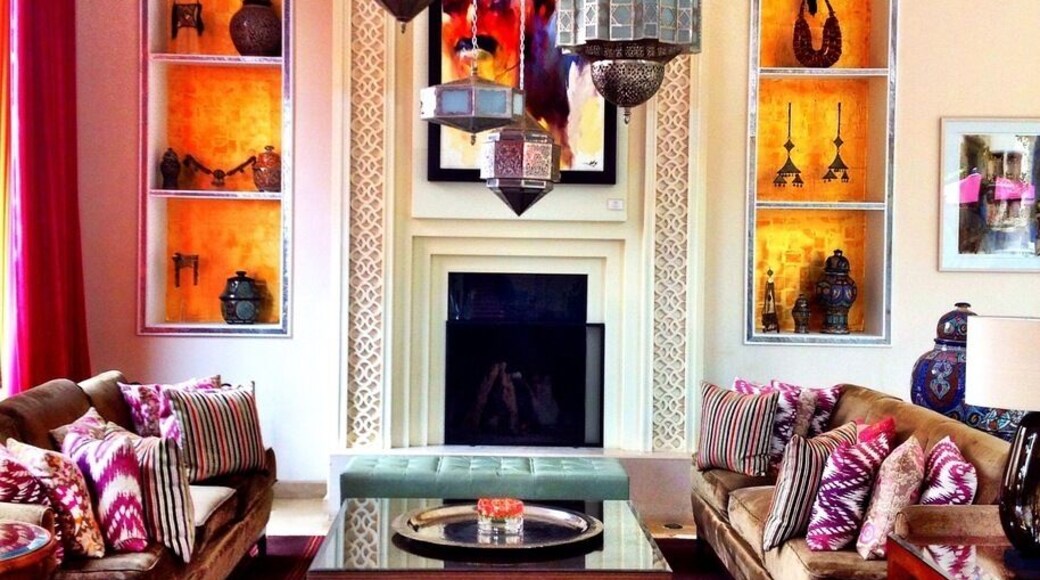 A welcoming, warm, colorful lobby. I could sit here all day reading a book and be content. #luxury #hotel #marrakech #morocco