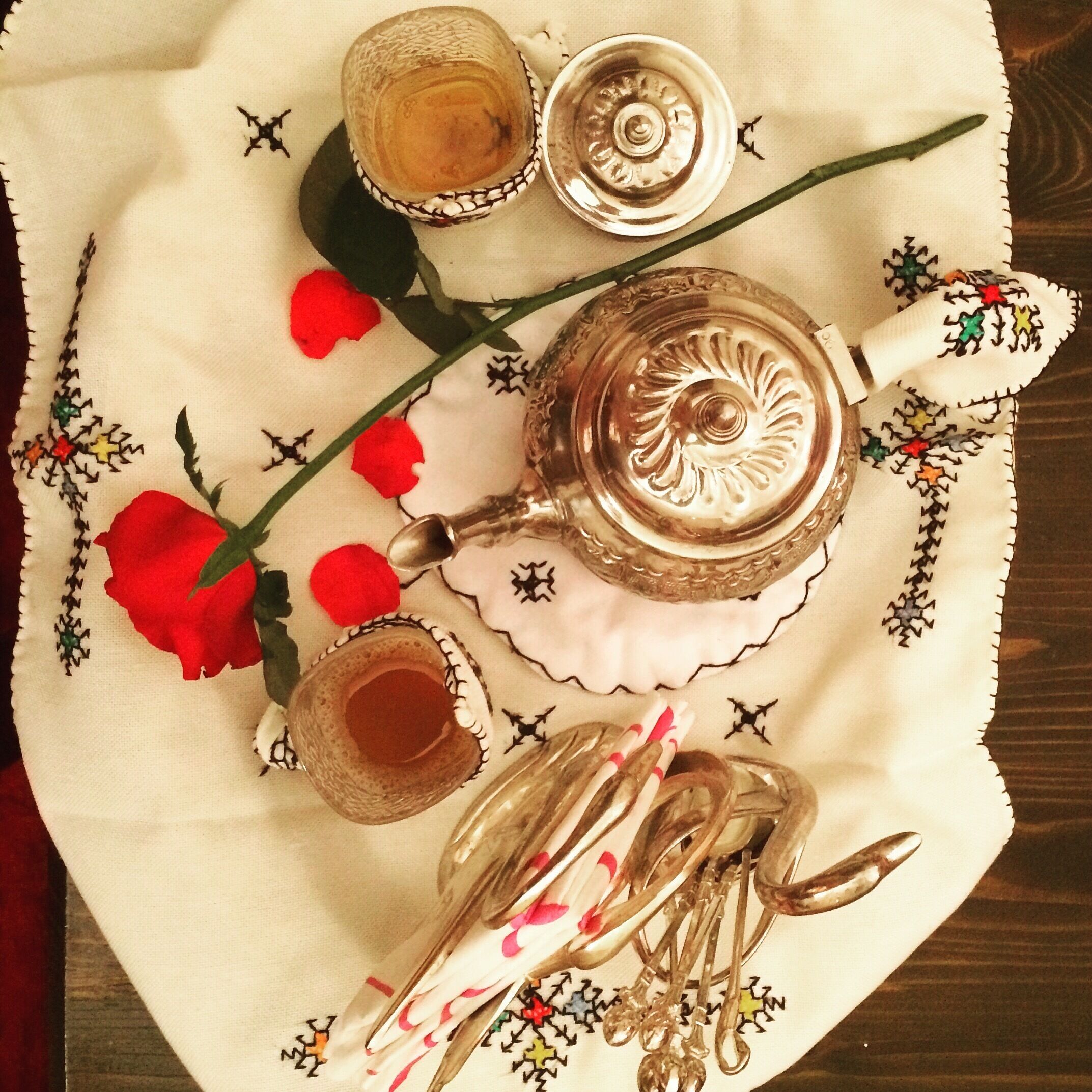 Morrocan Mint tea and roses. Marrakesh opening its arms to embrace me.