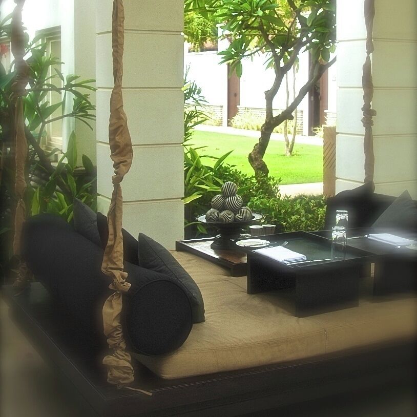 Hanging daybed/table at the dining area.  It's lovely!