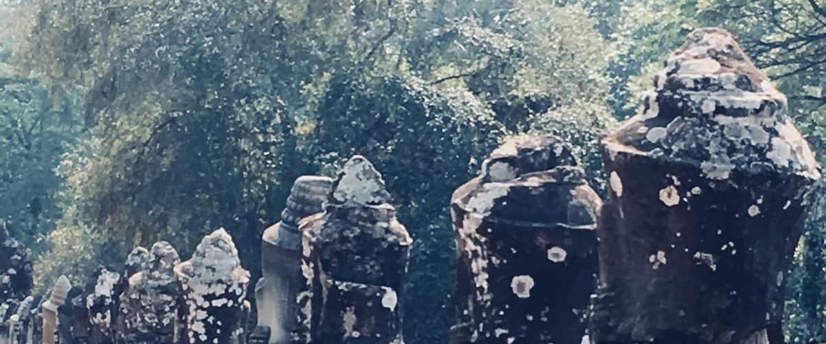 Here’s the back side of the Buddha’s on the other side of the roaf