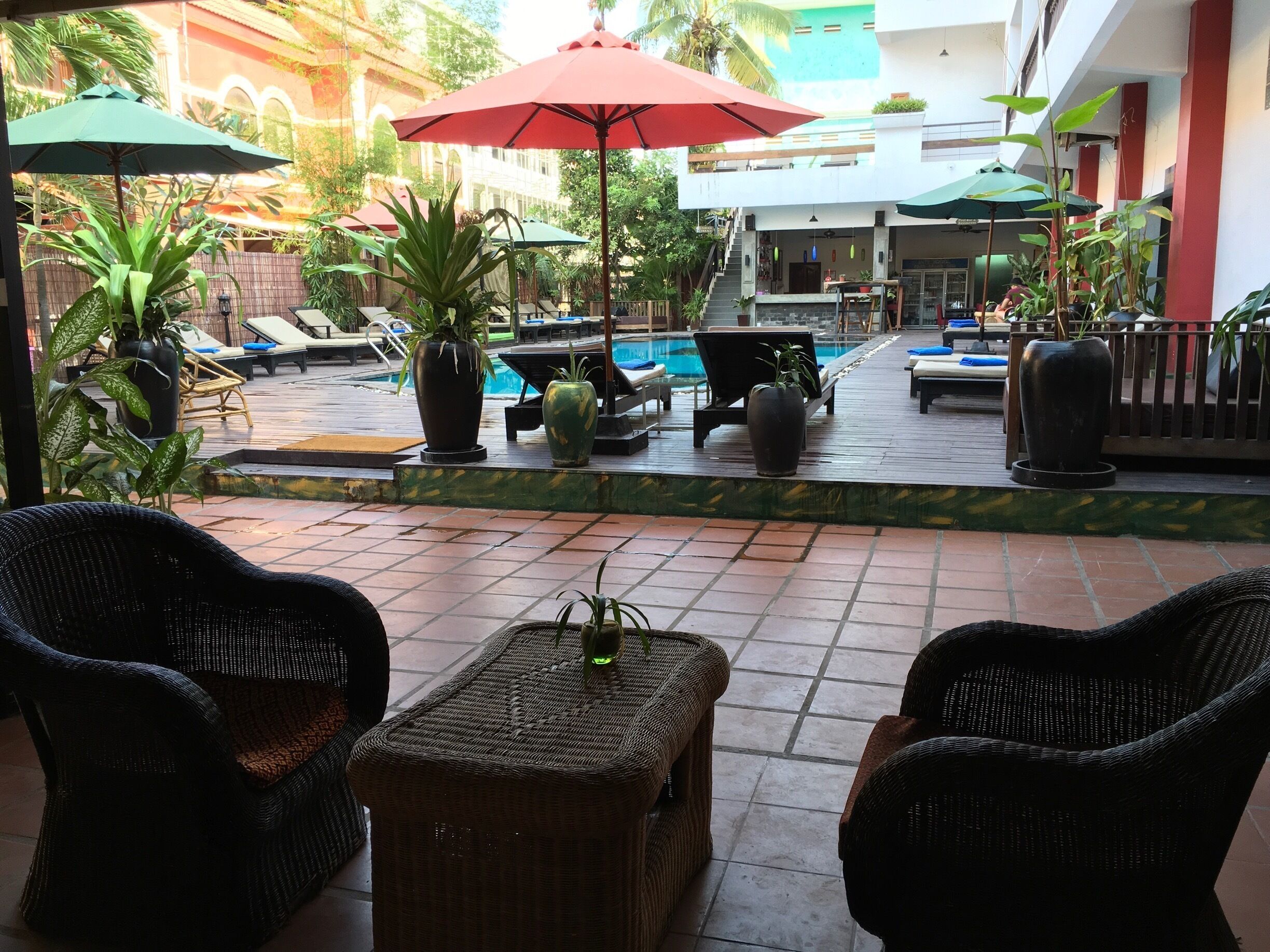 We truly enjoyed our stay at this little hotel. Perfect location, friendly staff, clean and the needed chairs and table for a good game of cards! #digitalnomads #locationindependent #cambodiailoveyou