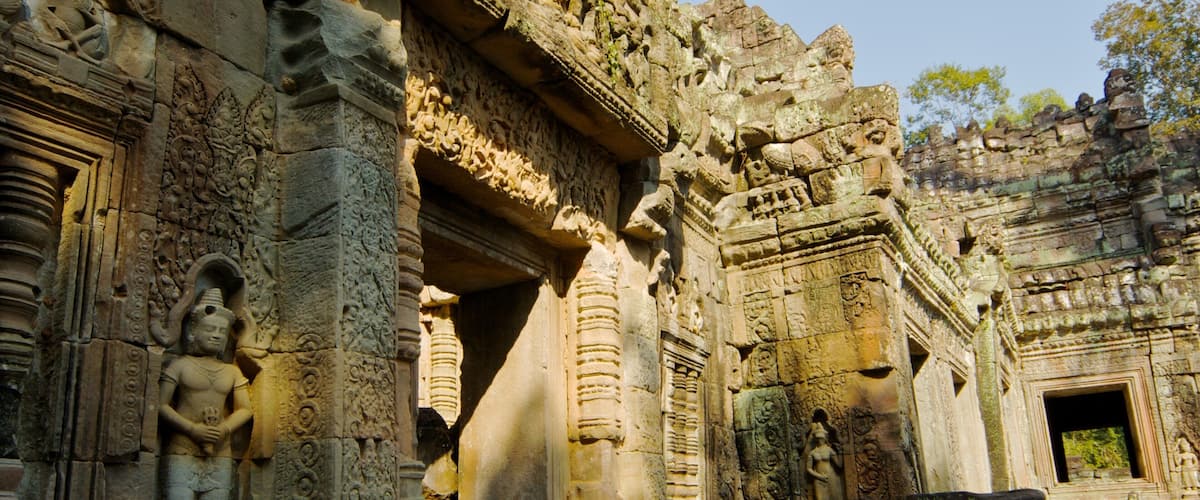 Siem Reap featuring a temple or place of worship and heritage architecture