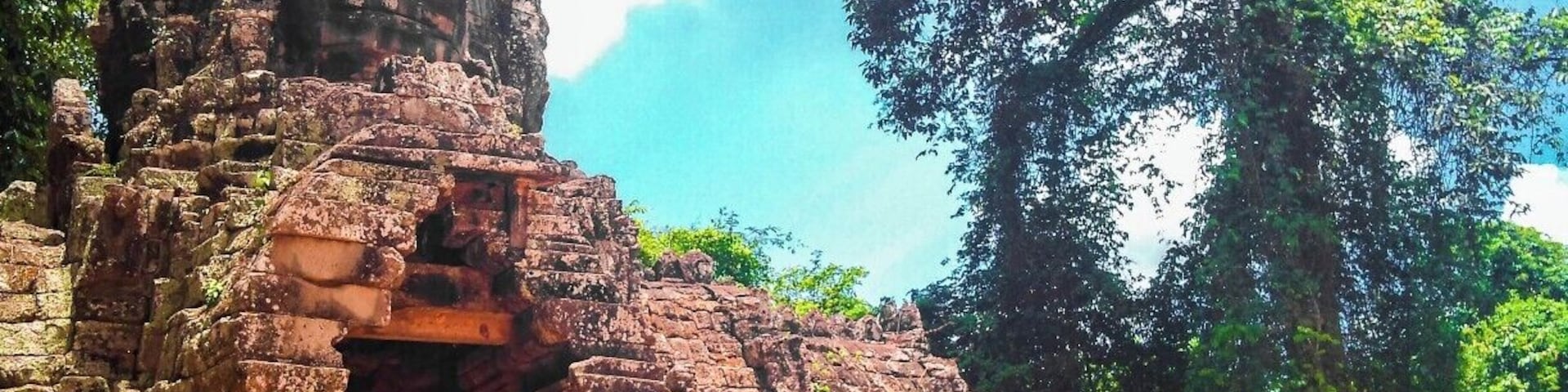Amidst the unforgivable heat and persistent little Khmer children almost pleading for you to buy touristy trinkets and knickknacks, discovering the crumbling temples of Angkor Wat is an enriching experience.