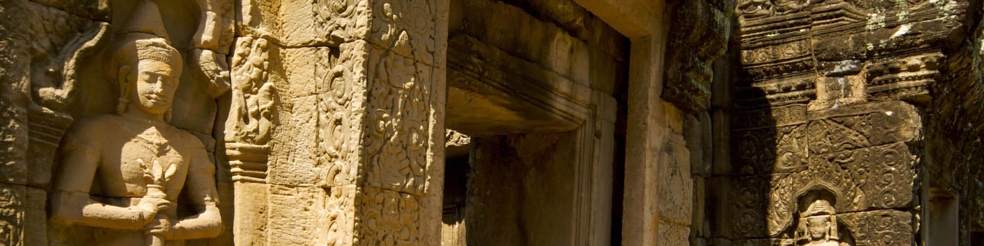 Siemréab ofreciendo arquitectura patrimonial y un templo o lugar de culto