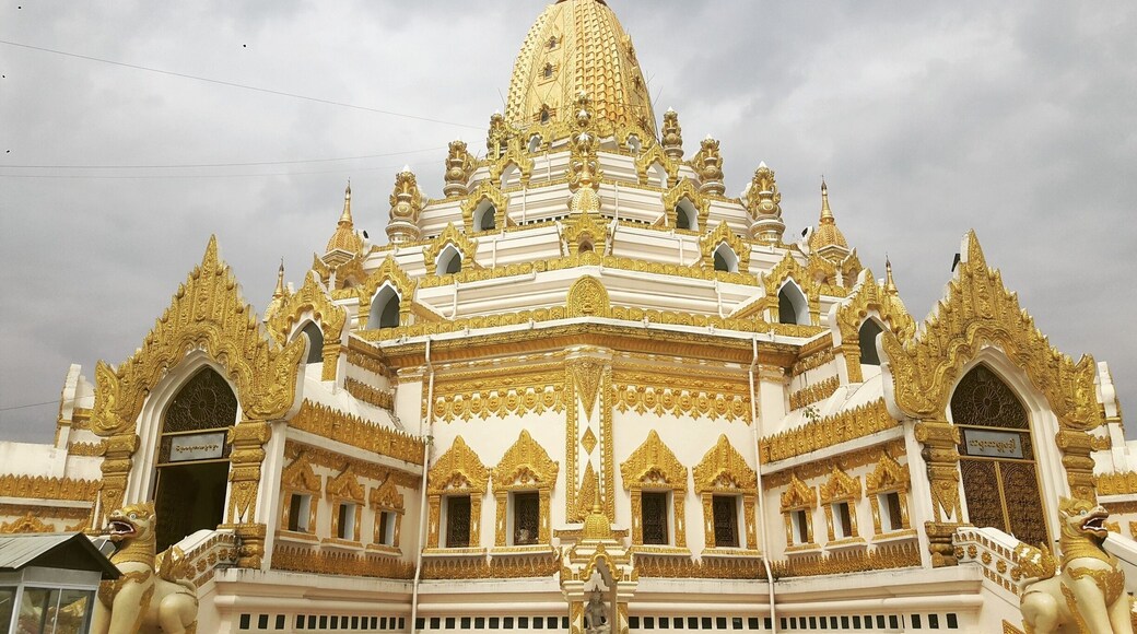 The Swe Taw Myat paya or “Buddha tooth relic pagoda” is one of Yangon’s recent places of worship. Construction was funded with donations of Burmese people and Buddhists from all over the world. The pagoda was constructed to enshrine a sacred Buddha tooth relic, believed to be one of the teeth of the Gautama Buddha who died some 2,500 years ago. The tooth was brought over from China in 1994 and enshrined in the pagoda for 45 days for Burmese Buddhists to pay homage. Enshrined along with the original relic were two ivory copies, one of which is still enshrined in the Swe Taw Myat today.
#mitalistraveldiary #travelislife #lovingit #lovetheworld #lovetraveling #blogging #travelblogging #bloggers #bloggerstyle #travelblogger #femaletraveler #femaletravelbloggers #solotrip #vacationmode #travel #travelersnotebook #travelersdiary #traveler #natgeoyourshot #airbnboftheday #myanmar #myanmartourism #yangon