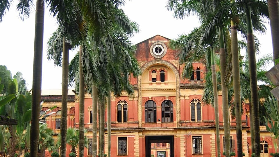 The Ministers Office building is gorgeous despite the decay. We walked around the large city-block size complex to see if we could get inside to no avail. This building is on a huge area of land and is strictly closed with gates, lock, and key. I would recommend you walk around it anyway because you get to see a lot of other colonial style buildings as well. Another great example of Bristish architecture in Yangon!