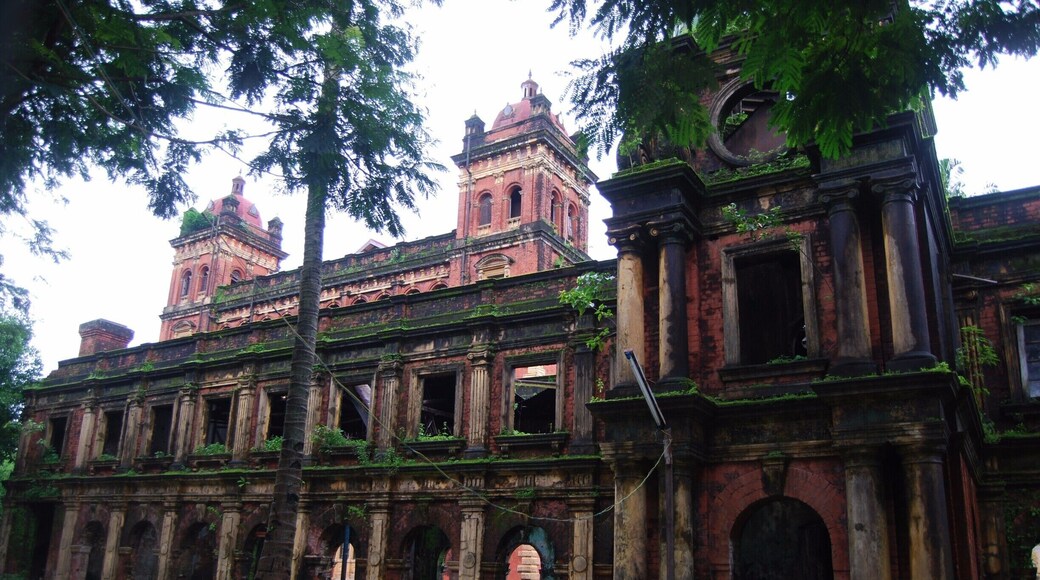 The Ministers Office building is gorgeous despite the decay. We walked around the large city-block size complex to see if we could get inside to no avail. This building is on a huge area of land and is strictly closed with gates, lock, and key. I would recommend you walk around it anyway because you get to see a lot of other colonial style buildings as well. Another great example of Bristish architecture in Yangon!