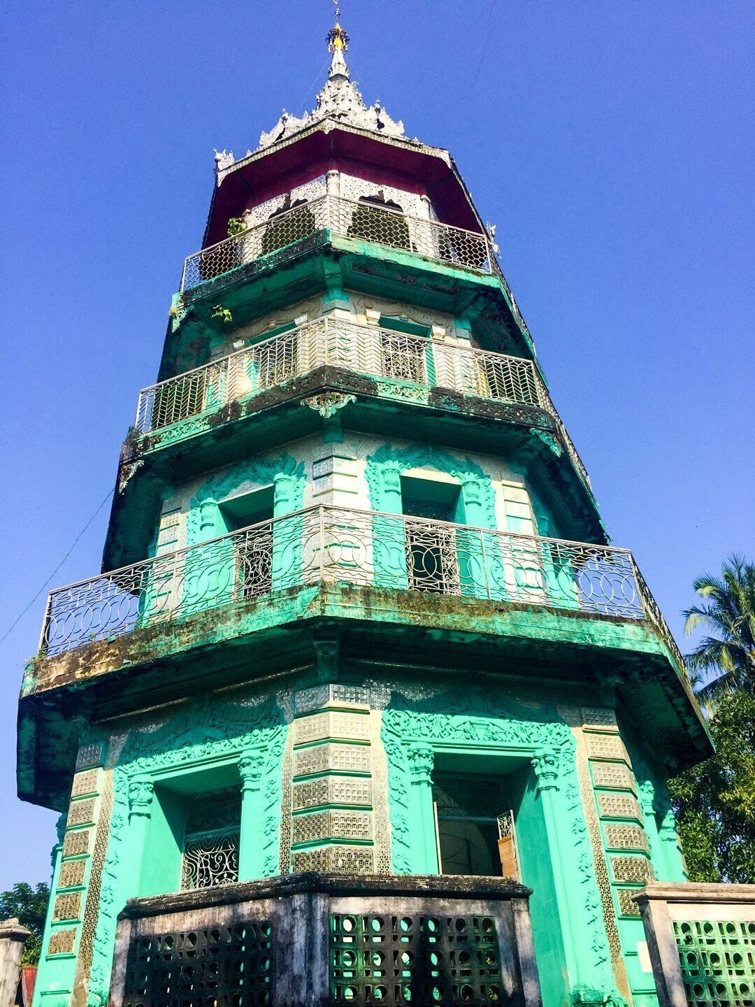 The tower of Arlein Ngar Sint . 