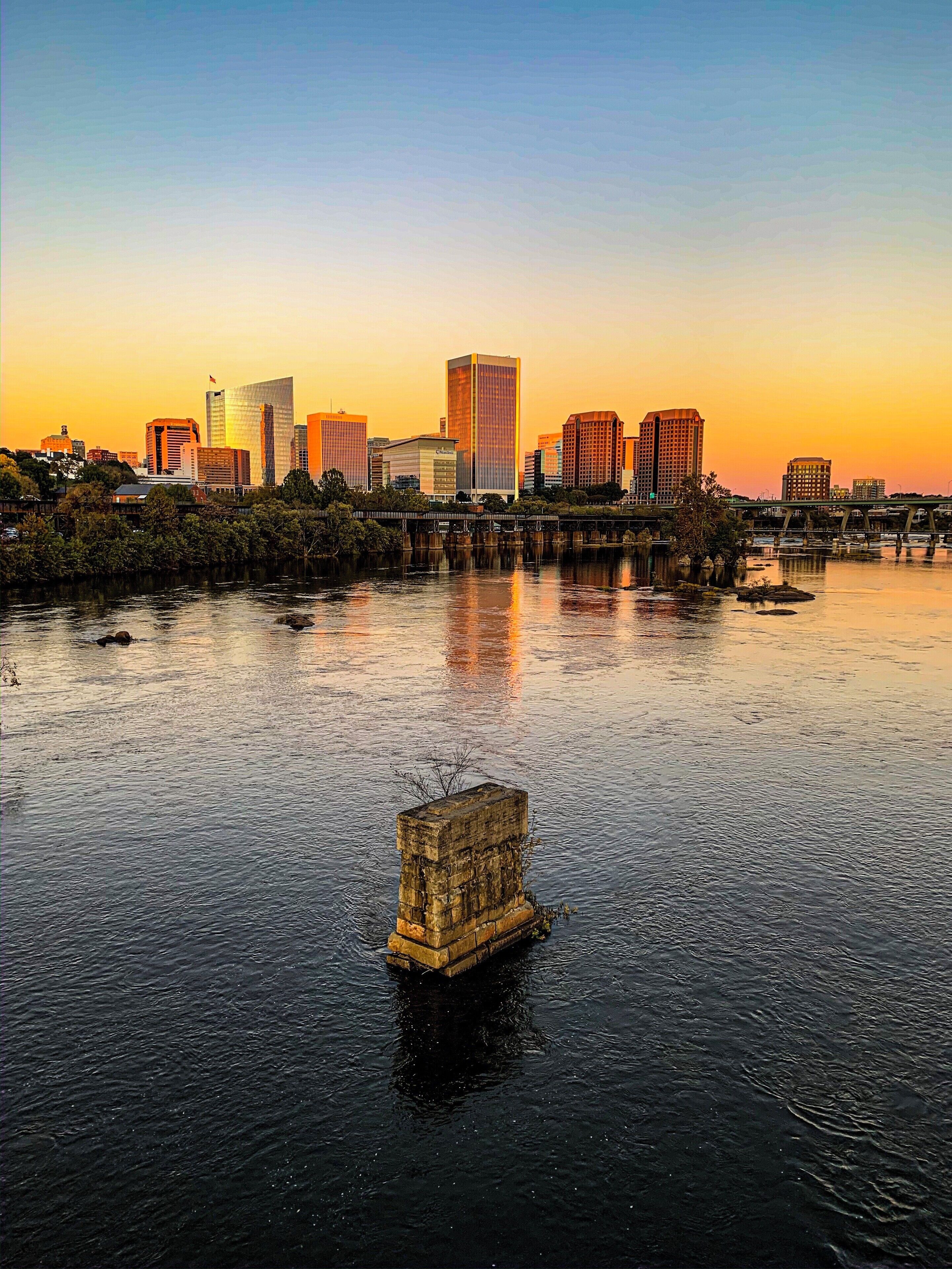 Georgeus sunset at the Belle Isle bridge in Richmond