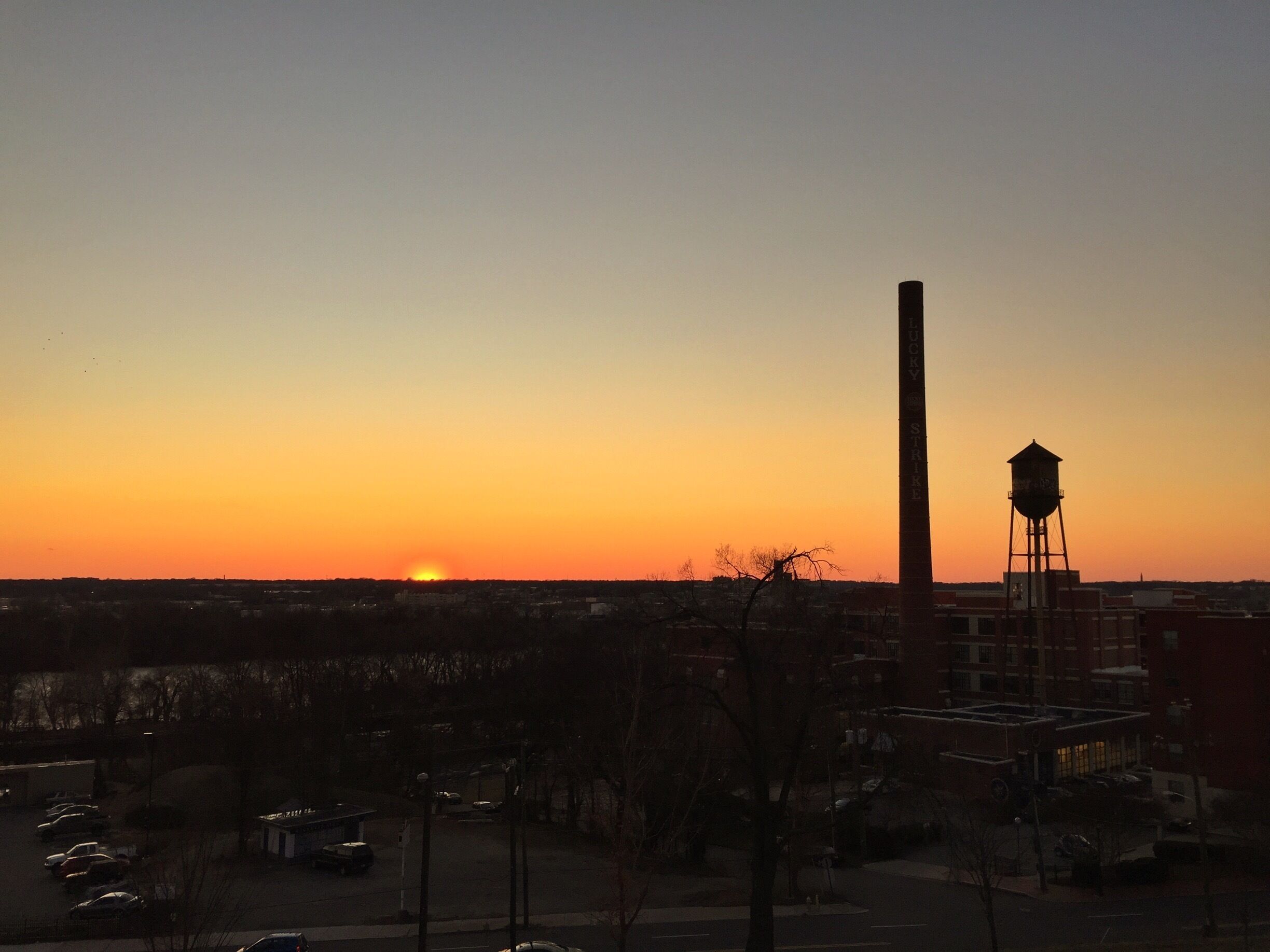 Libby Hill Park is one of the best places to watch the sunset in Richmond!